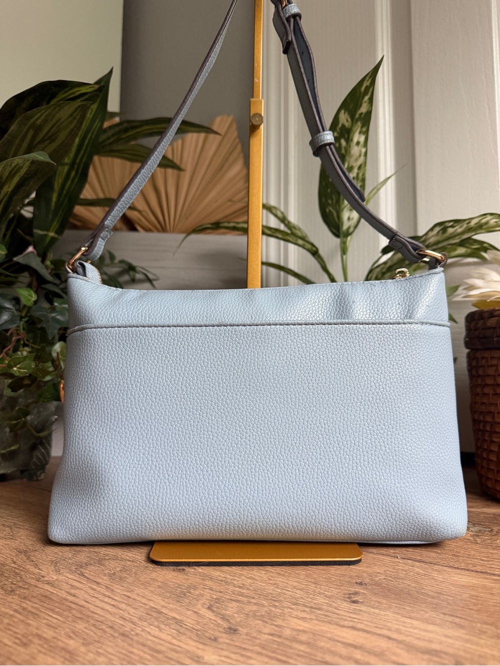 Anne Klein Light Blue Vegan Pebbled Leather Classic Crossbody Shoulder Bag - Picture 2 of 14